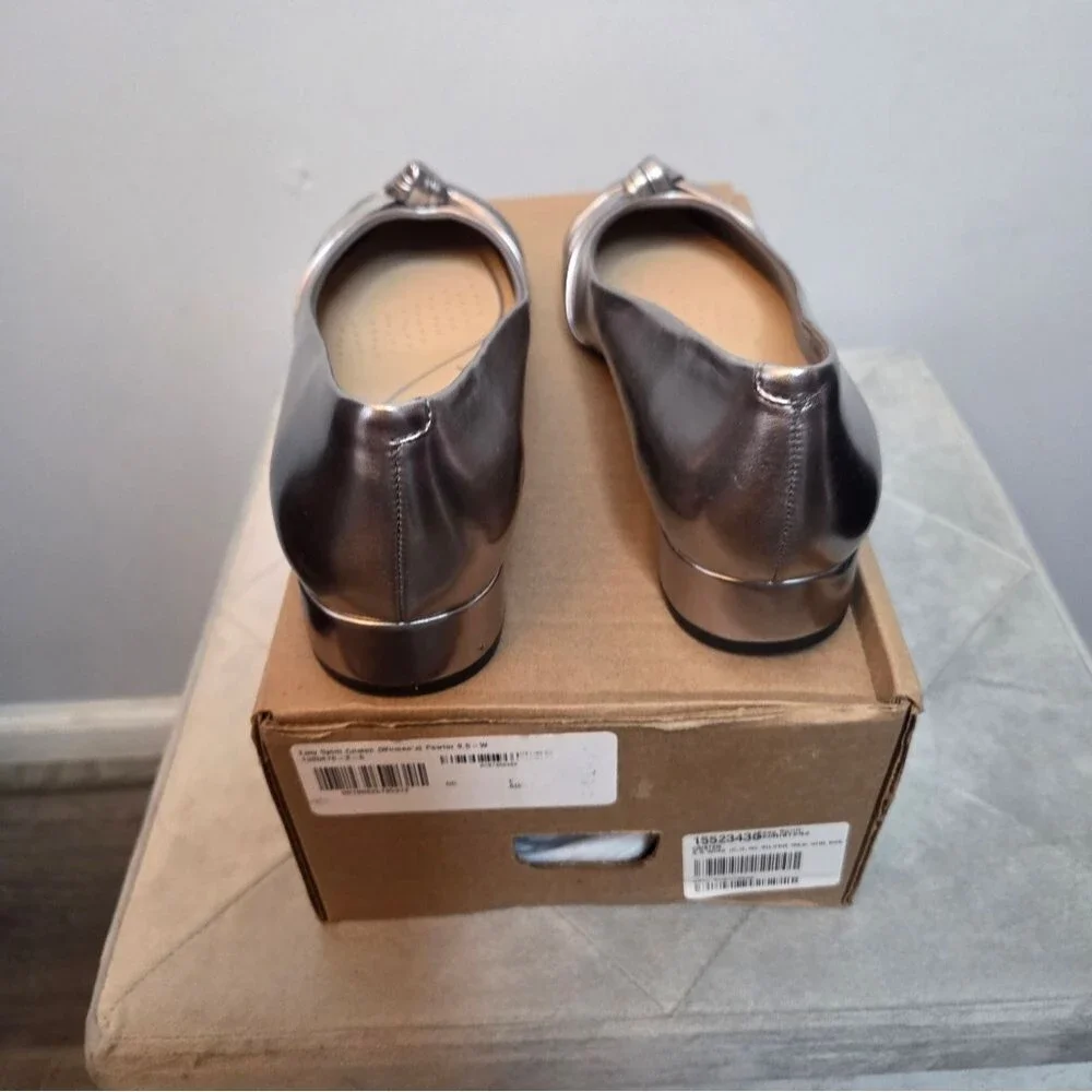 Easy Spirit Christen Metallic Silver Flats, Sz‎  9.5 W New in Box